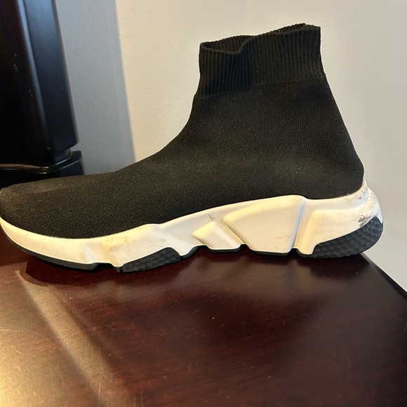 Balenciaga Black Knit High-Top Sneakers - Picture 8 of 9